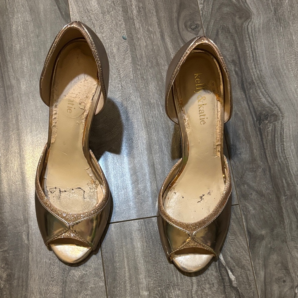 Kelly & Katie Metallic Gold Peep-Toe Heels